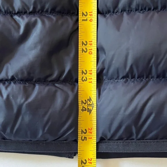 Eddie Bauer EB650 Navy Down Vest EUC - Picture 4 of 13